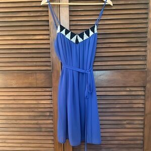 Theme dress